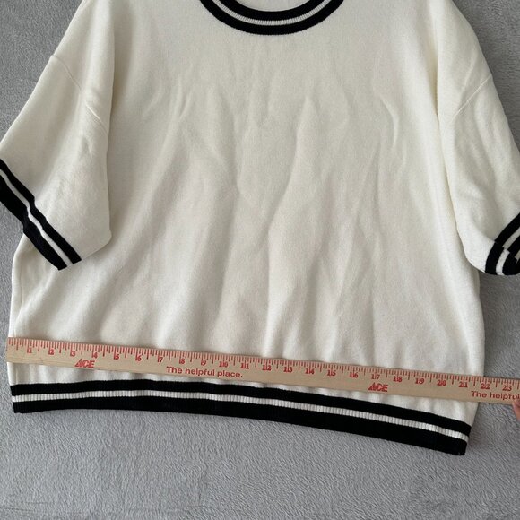 Abercrombie & Fitch LuxeLoft Cropped Sweater Tee in White and Black, Size XL - Picture 8 of 11